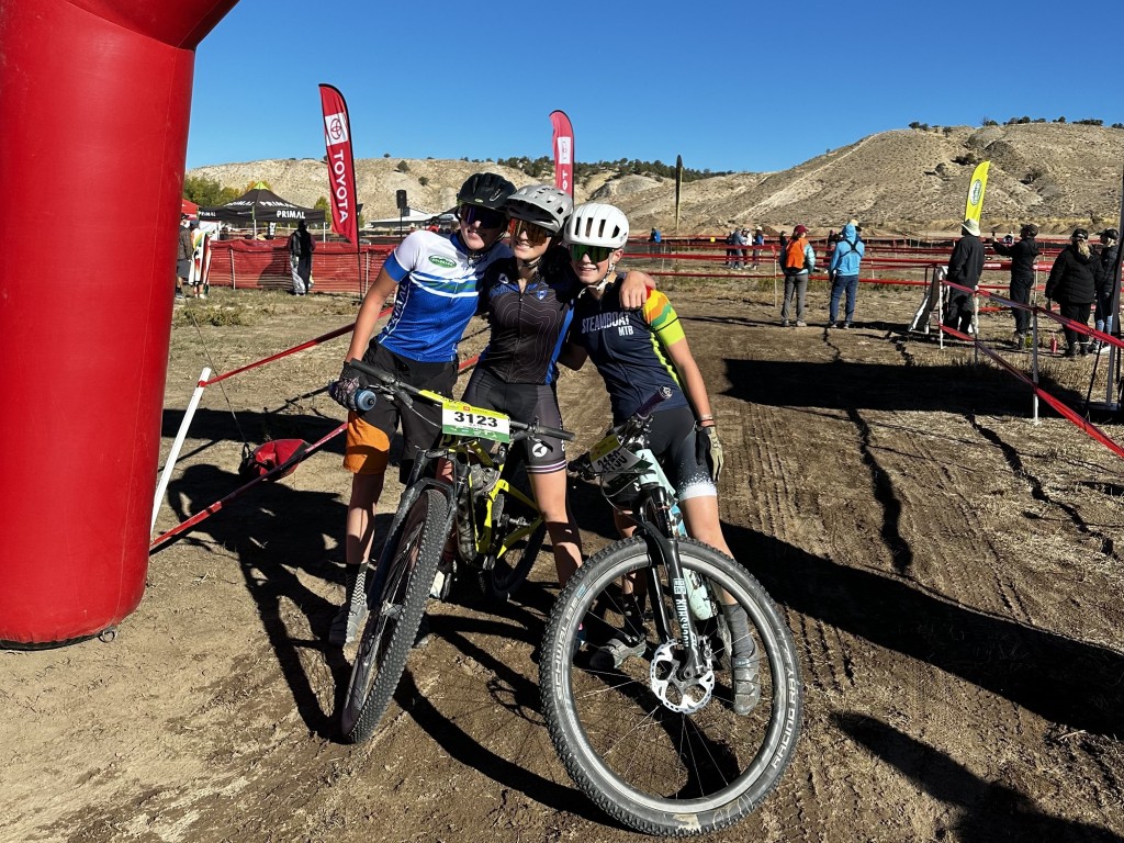 High School Mountain Bike Team Qualifies 23 Athletes for State Championships