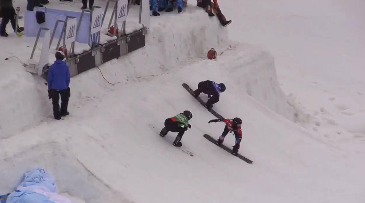Gigi Boyd and Kendall Harrington Compete in the 2024 Snowboard Cross Junior World Championships